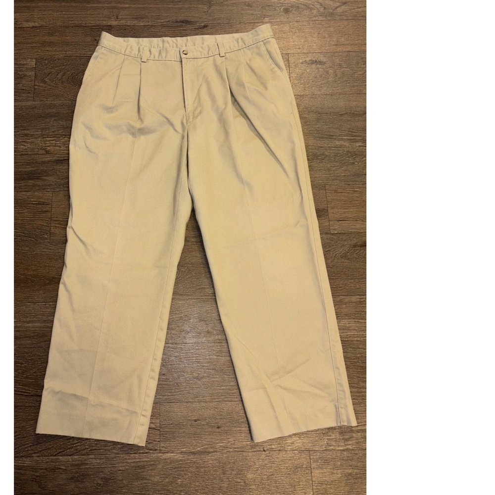 Haggar size 38 men’s chino khakis